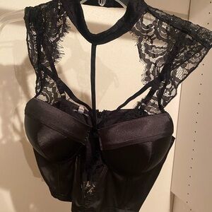 Elegant Black Lace Bustier